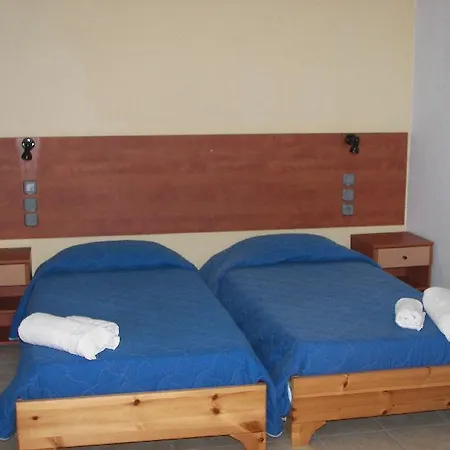 Nireas Corfu Apartmanhotel Aharávi